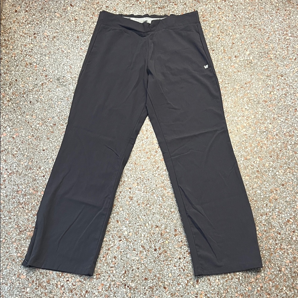 Women’s Grey Scrub Pants by New Balance